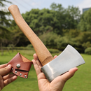 Hacha de guerra duradera con mango de madera